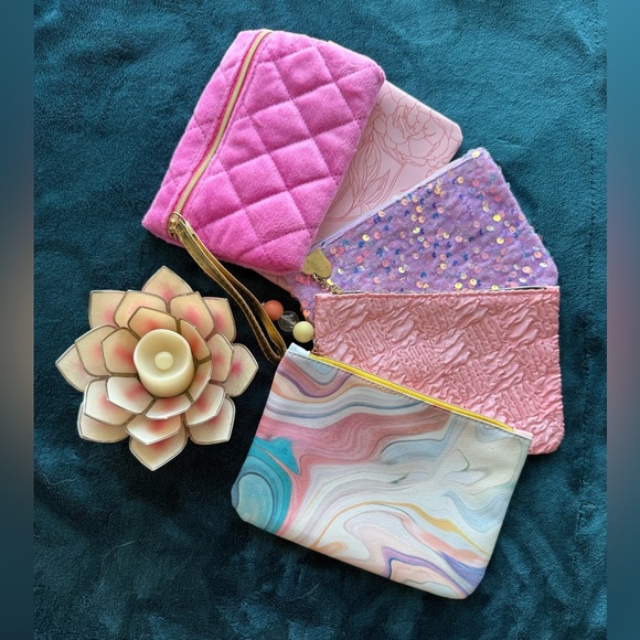 Accessories - Set of 5 Colorful Pouches (pink and purple)